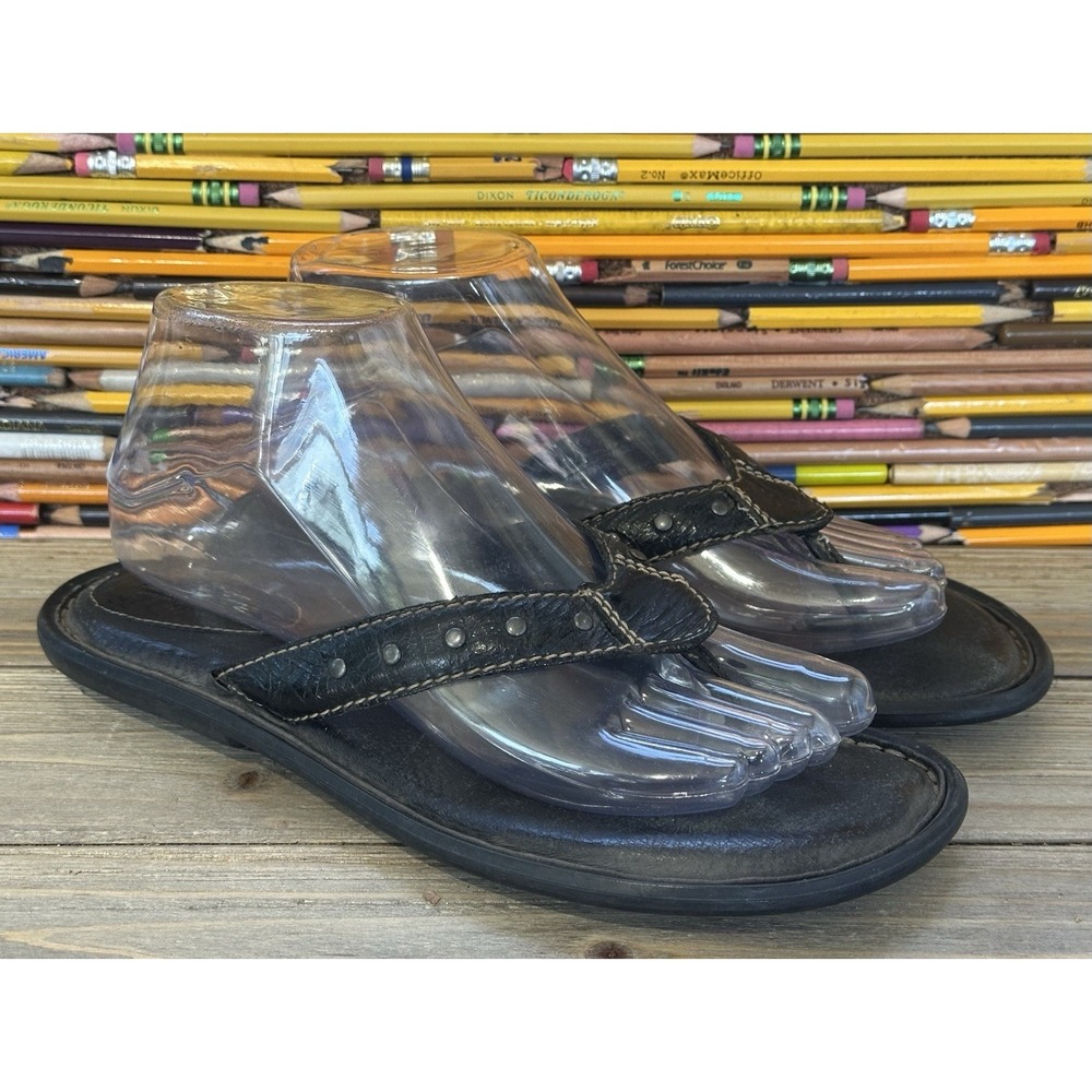 Born Black Leather Thongs Sandals Studded Flip Flops Size 7 / 38